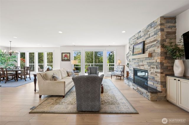 24050 Dolphin Lane, Mount Vernon, WA 98274