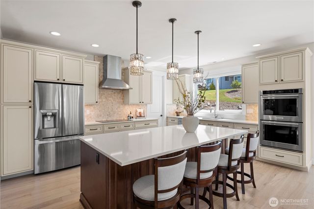 24050 Dolphin Lane, Mount Vernon, WA 98274
