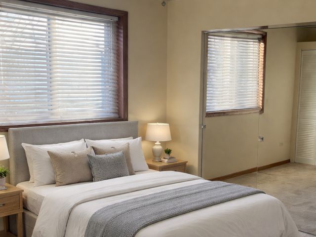 1510 N ROCK RUN Drive 2A, Crest Hill, IL 60435