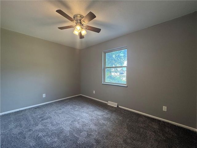 7718 E 90th Terrace, Kansas City, MO 64138