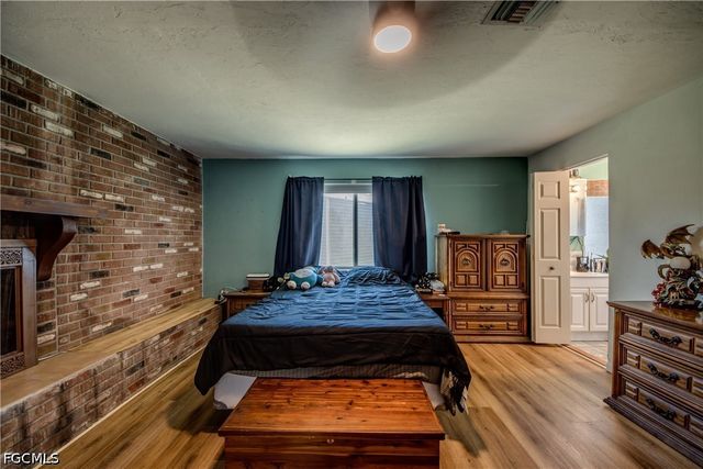 101 Powell Creek CIR, North Fort Myers, FL 33917