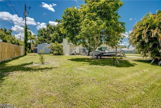 101 Powell Creek CIR, North Fort Myers, FL 33917