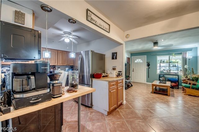 101 Powell Creek CIR, North Fort Myers, FL 33917