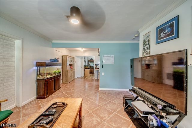 101 Powell Creek CIR, North Fort Myers, FL 33917