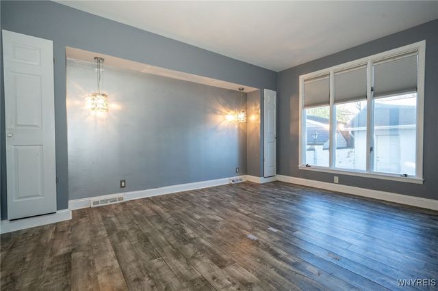 60 Delham Avenue, Buffalo, NY 14216