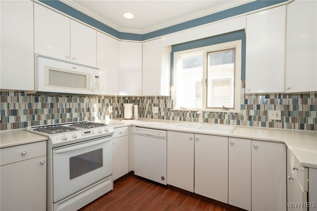 60 Delham Avenue, Buffalo, NY 14216