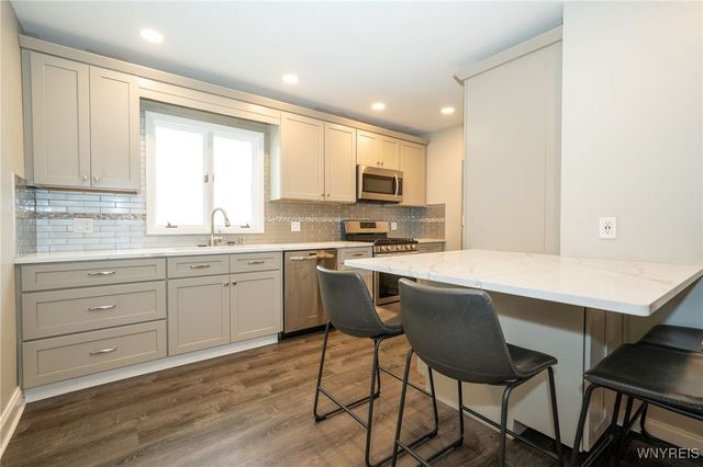 60 Delham Avenue, Buffalo, NY 14216