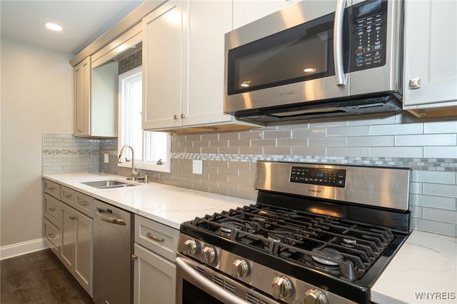 60 Delham Avenue, Buffalo, NY 14216