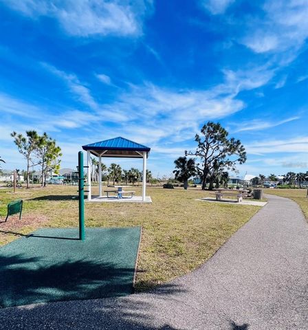 15610 VISCOUNT CIRCLE, Port Charlotte, FL 33981