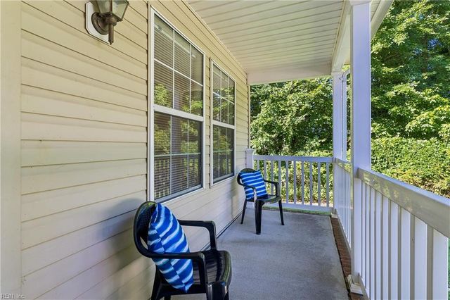 2 Stella June LN, Hampton, VA 23666