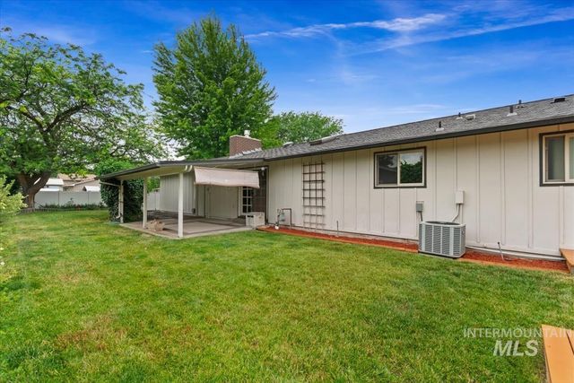 11061 W Gunsmoke St, Boise, ID 83713