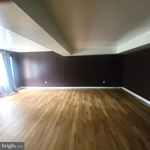 8215 CAGLE RD, Fort Washington, MD 20744