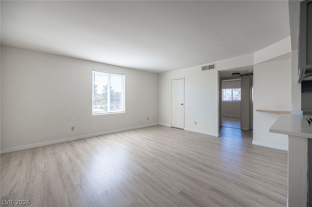 4920 Stanley Avenue, Las Vegas, NV 89115 — photo 4
