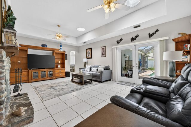 43 Llewellyn Trl, Palm Coast, FL 32164