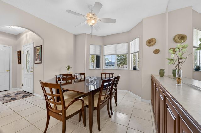 43 Llewellyn Trl, Palm Coast, FL 32164