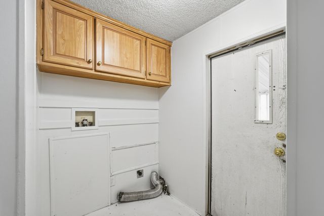 900 E Rankin Road 42, Tulare, CA 93274