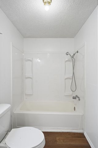 900 E Rankin Road 42, Tulare, CA 93274