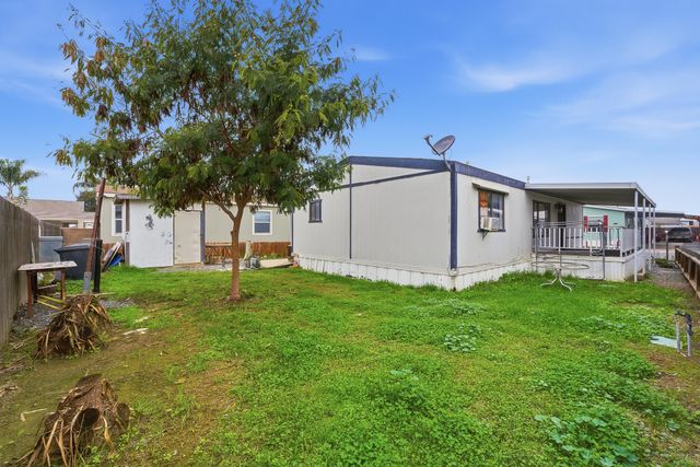 900 E Rankin Road 42, Tulare, CA 93274