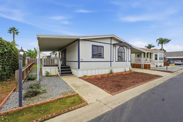 900 E Rankin Road 42, Tulare, CA 93274