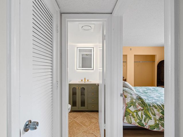 959 SE 2nd Avenue 118, Deerfield Beach, FL 33441