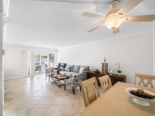 959 SE 2nd Avenue 118, Deerfield Beach, FL 33441