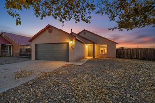 2304 Tompiro Drive NW, Albuquerque, NM 87120