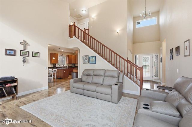 10961 E Equestrian Street, Palmer, AK 99645