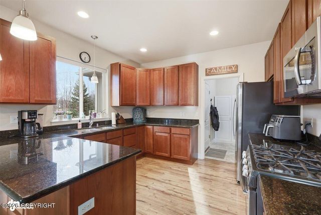 10961 E Equestrian Street, Palmer, AK 99645