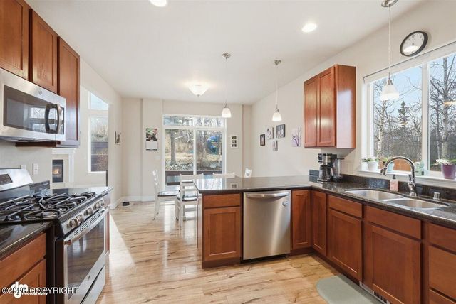 10961 E Equestrian Street, Palmer, AK 99645