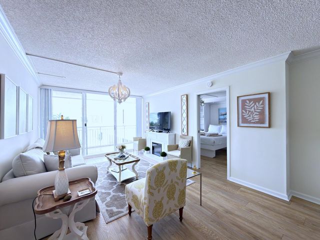 3546 S Ocean Boulevard 315, South Palm Beach, FL 33480