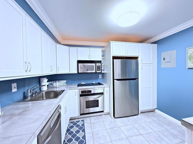 3546 S Ocean Boulevard 315, South Palm Beach, FL 33480
