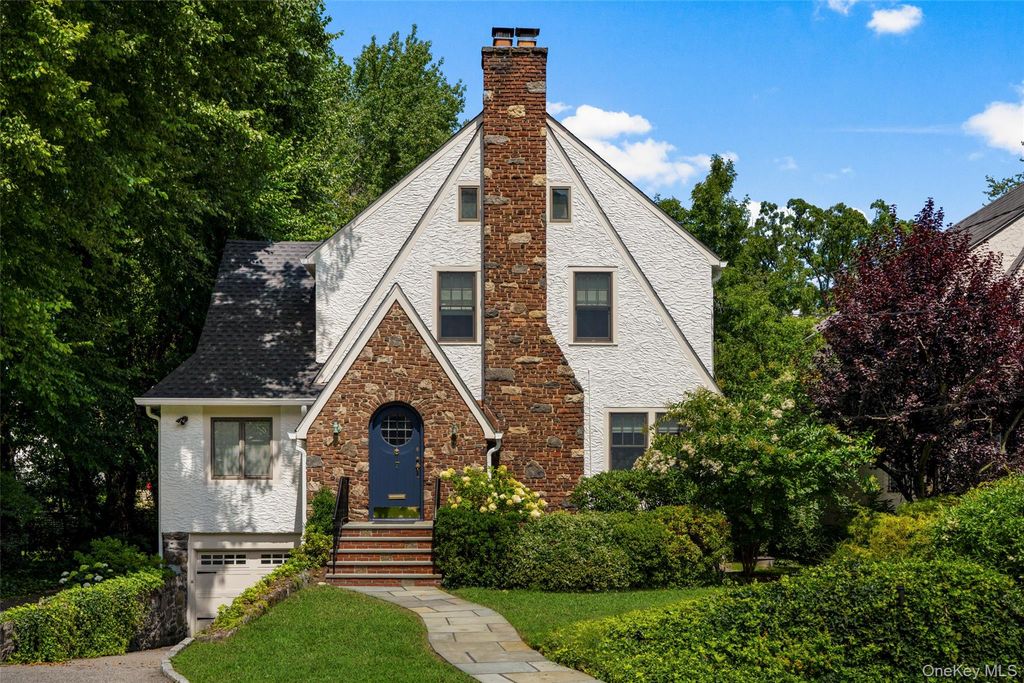 7 Poplar Road, Larchmont, NY 10538 — exterior