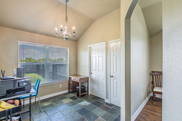 4021 Kerley CT, Hutto, TX 78634