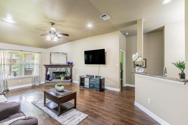 4021 Kerley CT, Hutto, TX 78634