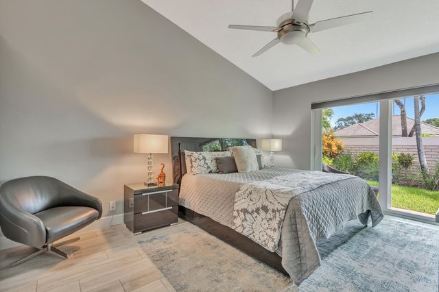 204 Sabal Palm Lane, Palm Beach Gardens, FL 33418