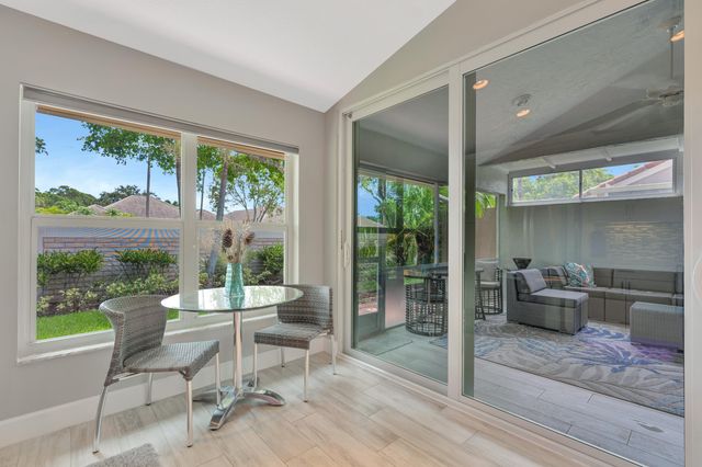 204 Sabal Palm Lane, Palm Beach Gardens, FL 33418