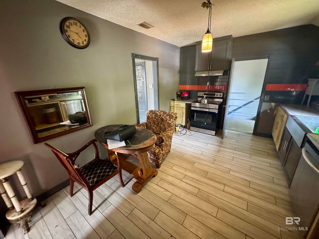 4163 First Avenue, Loxley, AL 36551