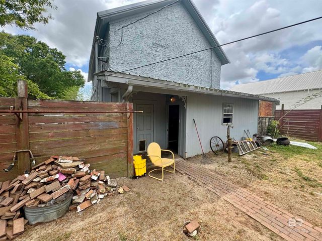 4163 First Avenue, Loxley, AL 36551