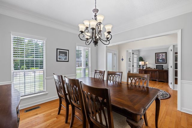 8911 Grey Mountain Drive, Ooltewah, TN 37363