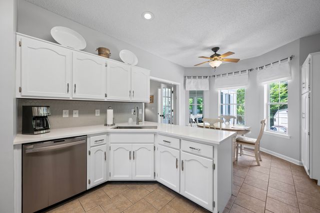 8911 Grey Mountain Drive, Ooltewah, TN 37363