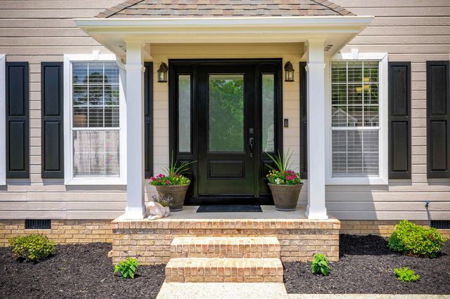 8911 Grey Mountain Drive, Ooltewah, TN 37363