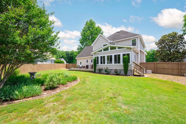 8911 Grey Mountain Drive, Ooltewah, TN 37363
