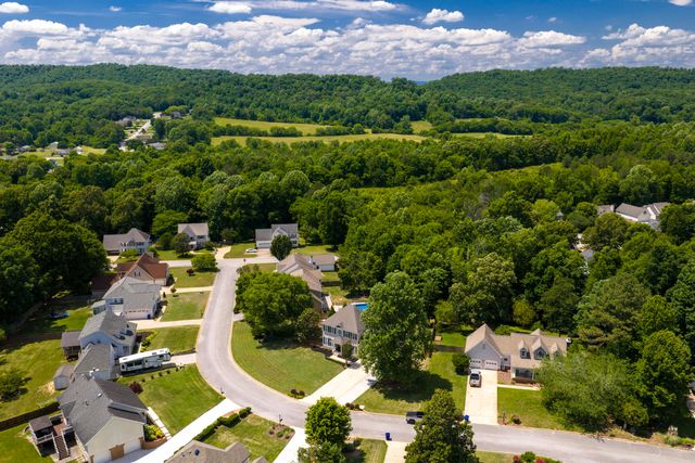 8911 Grey Mountain Drive, Ooltewah, TN 37363