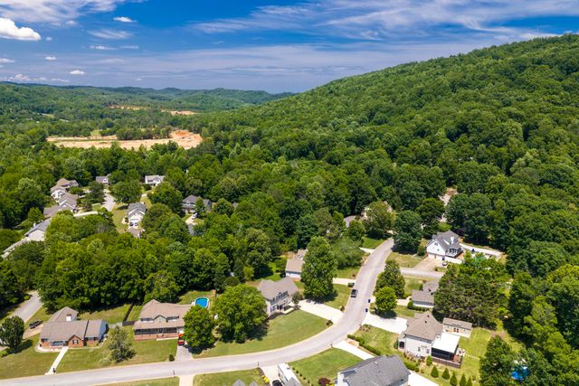 8911 Grey Mountain Drive, Ooltewah, TN 37363