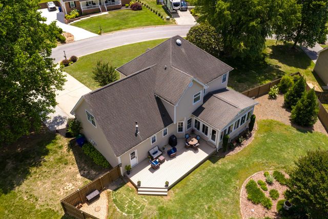 8911 Grey Mountain Drive, Ooltewah, TN 37363