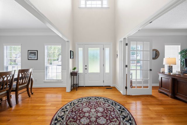 8911 Grey Mountain Drive, Ooltewah, TN 37363