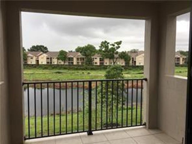 335 NW 33RD Lane, Pompano Beach, FL 33069