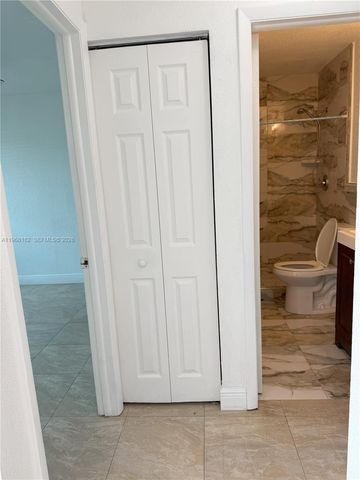 1115 SE 13th Ave, Homestead, FL 33035