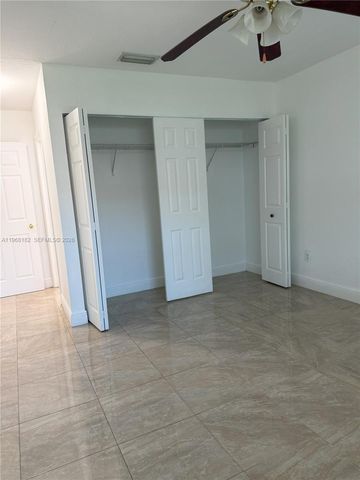 1115 SE 13th Ave, Homestead, FL 33035