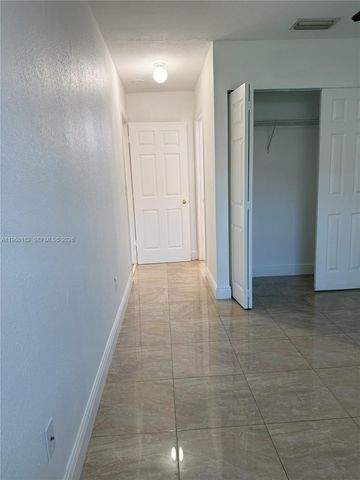 1115 SE 13th Ave, Homestead, FL 33035